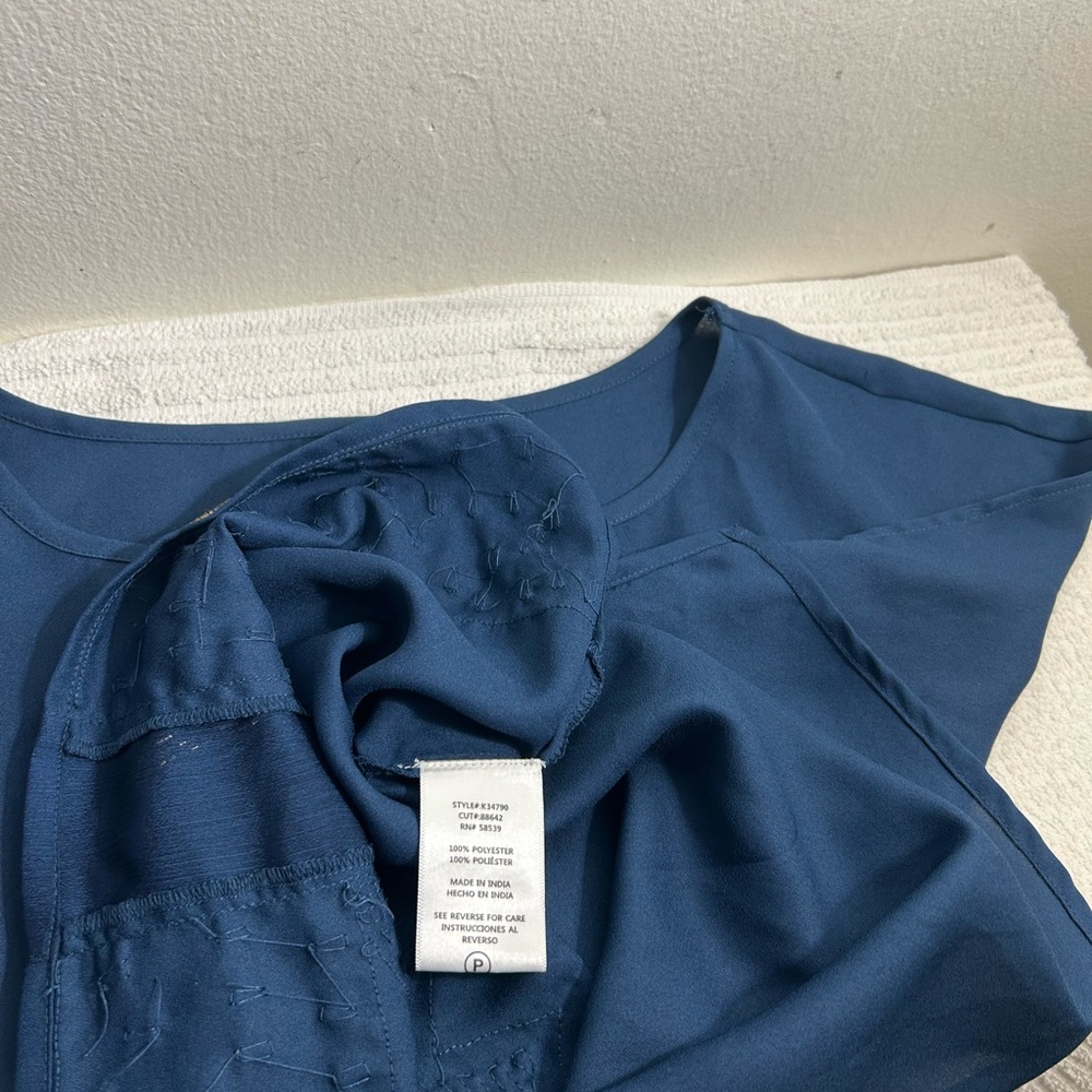 Kut from the kloth Elegant Blue Blouse sleeveless Sz XS - Picture 5 of 6